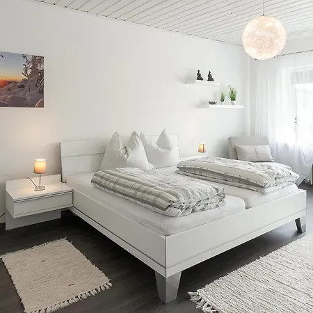 Buchen Blick - Ruhige Moderne 82qm. * Fichtelberg
