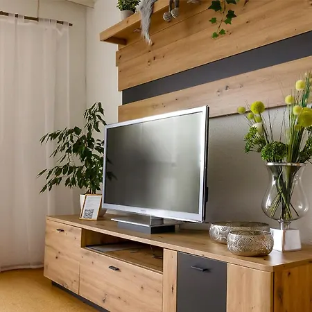 Apartment Buchen Blick - Ruhige Moderne 82qm. *